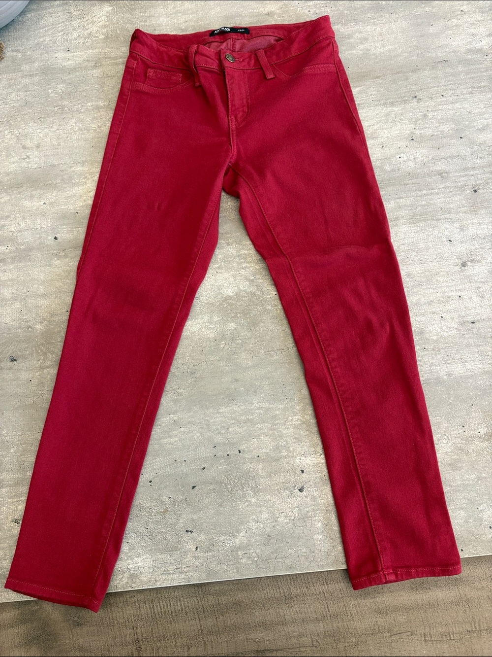 Just black red jeans